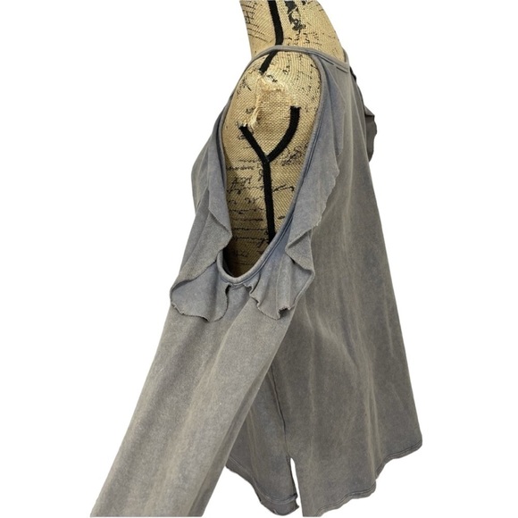 Umgee Women's Ruffled Open Shoulder Long Sleeve Tunic Top - Picture 7 of 13